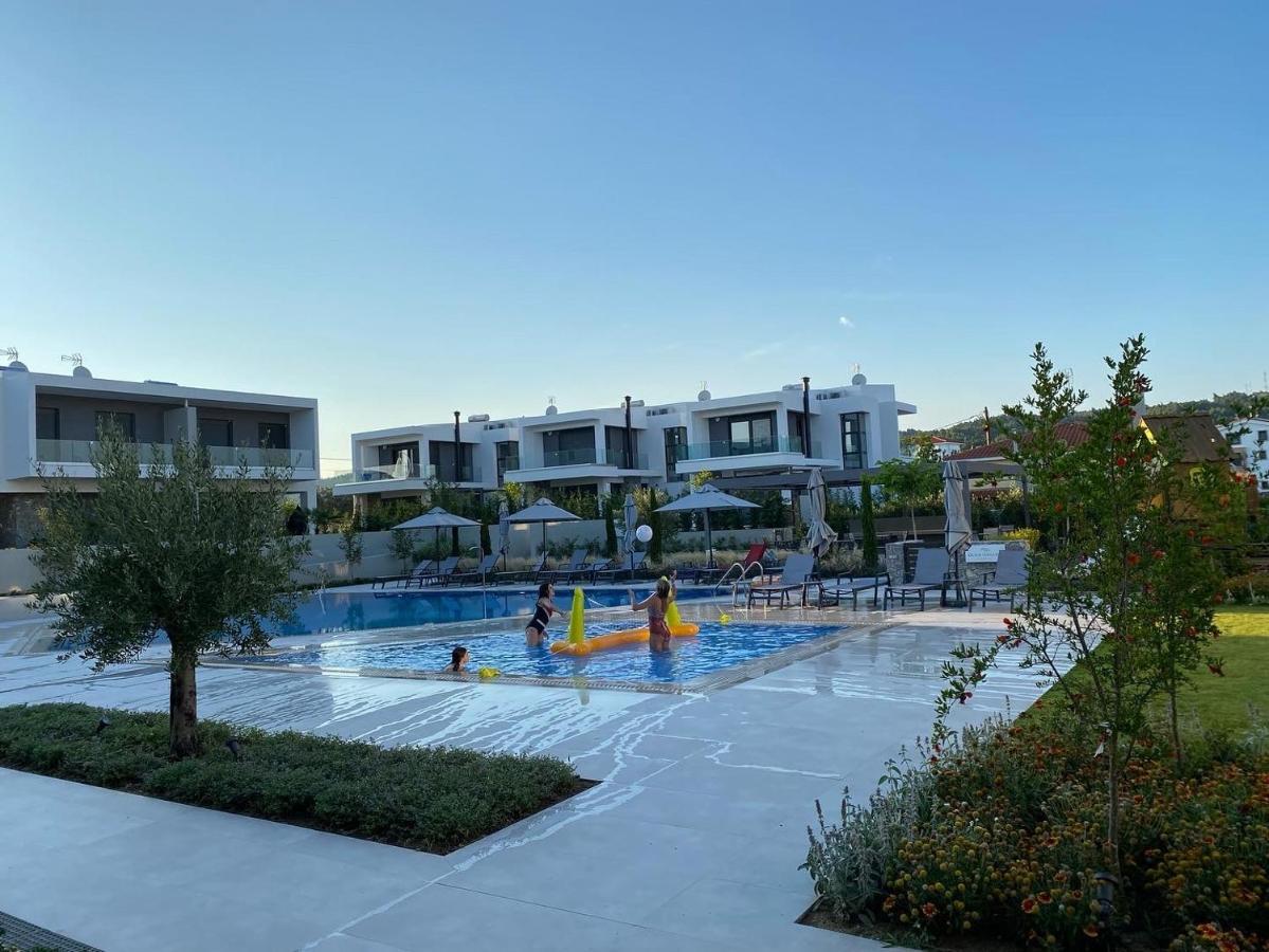 Olea Luxury Apartments Nikiti  Exterior photo